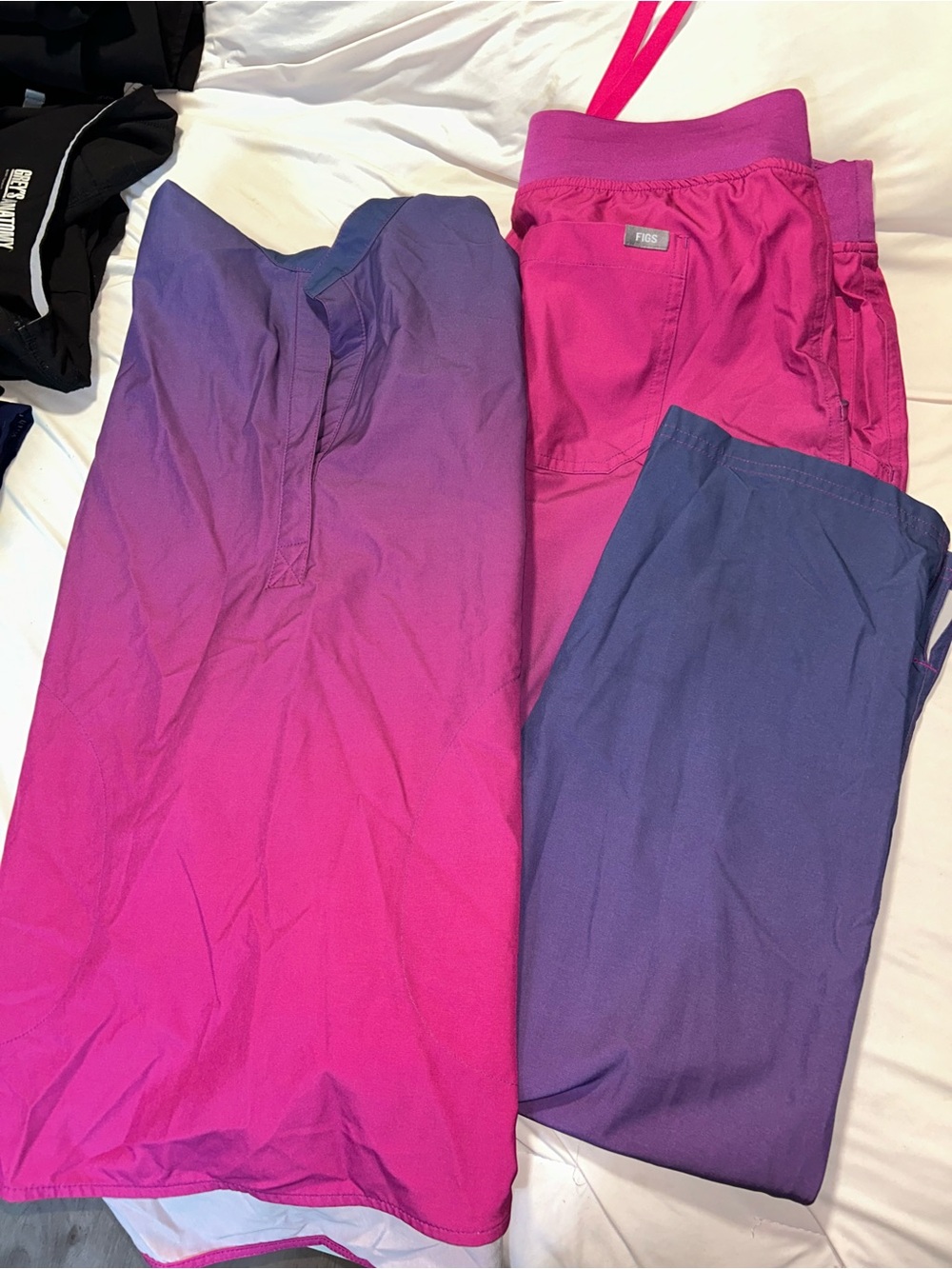 Figs Women's Pink and Purple Ombre Rafaela oversize top and straight leg pants